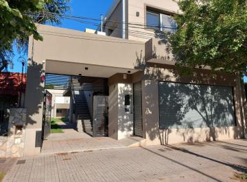Local comercial · 145m² · 3 Ambientes · 2 Cocheras · Alquiler Local Comercial a Estrenar en Buenos Aires 1000 Granadero Baigorria