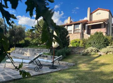 Casa de 8 ambientes, La Cumbre · Venta - Casa - Cordoba - La Cumbre