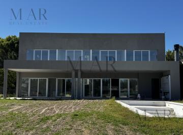 Casa · 300m² · 5 Ambientes · Casa en Venta con Salida Al Río Luján, Barrio San Juan, Villanueva