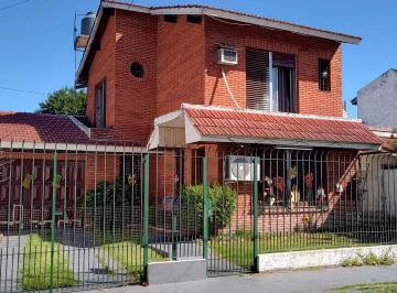 Casa de 5 ambientes, Almirante Brown · Venta, Adrogue, Almirante Brown