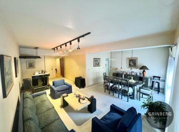 Departamento · 124m² · 4 Ambientes · 1 Cochera · Venta Excelente Piso 4 Ambientes con Cochera en Belgrano.