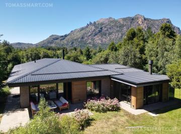 Casa · 402m² · 5 Ambientes · Casa en Arelauquen Golf & Country Club