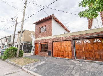 PH · 80m² · 3 Ambientes · 1 Cochera · Venta Dúplex 3 Ambientes con Patio y Cochera en Ramos Mejia.
