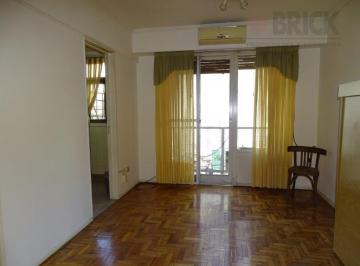 Departamento · 28m² · 1 Ambiente · Av Santa Fe y Av Pueyrredon - Contrafrente 28 m² Impecable Luminoso
