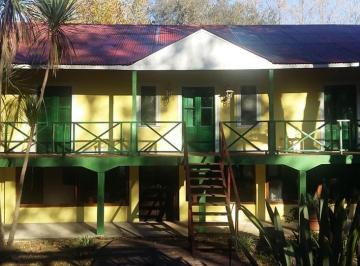 Casa de 9 ambientes, Tigre · Arroyo Esperita, Primera Sección - Posada "Madreselva" en Venta