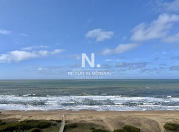 Foto1 · Vende Apartamento en Brava - Punta del Este de 4 Dorm. con Vista Al Mar. Torre Le Parc III