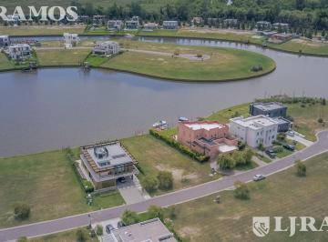 Terreno · 900m² · Espectacular Lote Al Rio en El Naudir - Pg