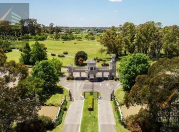 Terreno · 1340m² · Venta de Lote Terreno en Barrio San Eliseo Golf
