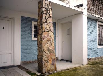 Casa · 89m² · 3 Ambientes · Apta Credito Casa 2 Dorm. Belgrano Escucha Ofertas