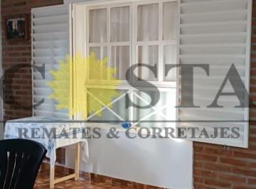 Casa · 101m² · 2 Dormitorios · 3 Cocheras · Casa Ampliada en Itaembe Mini (B° Bicentenario). Posadas. Misiones. Venta
