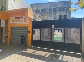 Casa · 226m² · 5 Ambientes · Casa con Oficinas en Venta en Plena Av San Martin