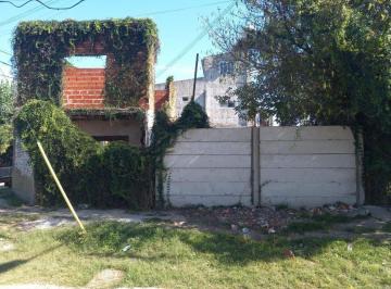 Terreno · 280m² · Se Vende Terreno con Mejoras en Villa de Mayo
