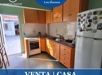 Casa de 5 ambientes, La Plata · Venta Casa, 2 Dorm. y Piscina, Los Hornos