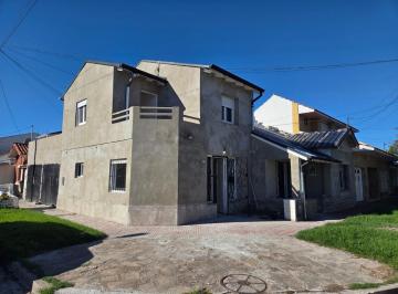 PH · 172m² · 3 Ambientes · Vendo 2 Unidades en PH en Barrio Chauvin - Recicladas a Nuevas