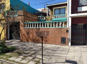 Casa · 144m² · 5 Ambientes · 2 Cocheras · Casa en Gobernador Oliden 1700