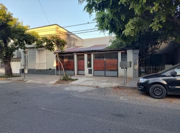 Casa de 7 ambientes, Ciudad de Santa Fe · Casa en Barrio Candioti 3 Dorm., Quincho y Pileta