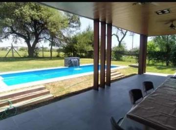 Casa , Malagueño · Hermosa Casa en Valle del Golf!