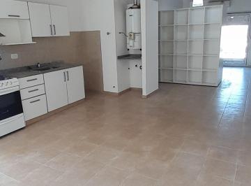 PH de 2 ambientes, Parque Chacabuco · Excelente Departamento Luminoso