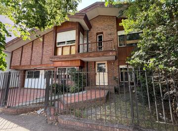 Local comercial · 409m² · 8 Ambientes · 2 Cocheras · Local en Alquiler Uso Comercial