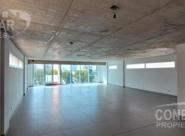 Oficina comercial · 150m² · 1 Ambiente · 1 Cochera · Oficina 140 m² - Vista Abierta - a Estrenar - Lista Para Habitar - con Cochera