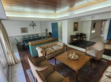 Departamento · 171m² · 4 Ambientes · 2 Cocheras · Piso 200 m² - 3 Dorm - 2 Cocheras - a m de Av del Liberatdor - Muy Luminoso