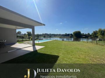 Casa · 191m² · 5 Ambientes · 2 Cocheras · Casa en Venta 5 Ambientes Barrio El Canton Norte a La Laguna y con Pileta