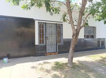 PH · 52m² · 3 Ambientes · 1 Cochera · PH en Moron Sur