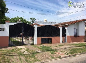Departamento de 2 ambientes, Esteban Echeverría · Departamento Tipo Casa 2 Ambientes en Luis Guillón - Alquiler