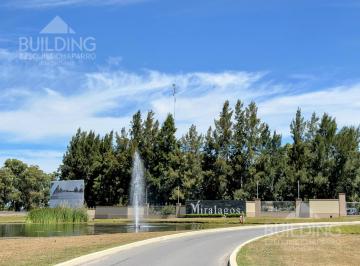 Terreno · 1689m² · Lote en Venta - Barrio Privado - Miralagos II