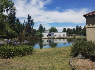 Casa · 180m² · 5 Ambientes · 1 Cochera · Casa en Construcción - Barrio Privado - Miralagos II