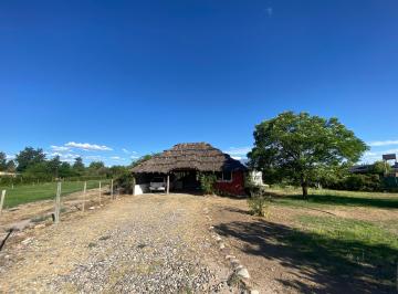 Quinta vacacional de 7 ambientes, San Rafael · ¡Amplia Quinta con Pileta y Quincho en Barrio Cerrado!