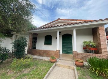 Casa de 7 ambientes, Córdoba · Villa Allende Centro. Casa en Venta de 2 Dorm. C/ Cochera y Jardín Amplio