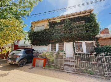 Casa · 290m² · 5 Ambientes · Casa en Bahia Blanca