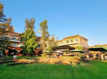 Local comercial · 60m² · Local en Pueblo Caamaño