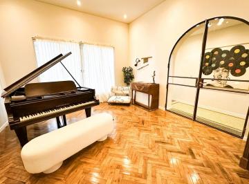 Casa · 225m² · 7 Ambientes · Venta Casa Cuatro Dorm.. Abasto - Rosario