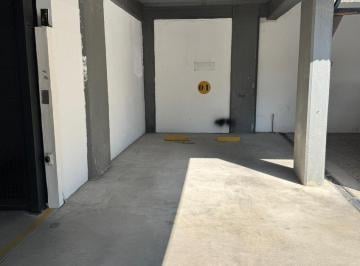Garage · 15m² · 2 Cocheras · Cochera en Obispo Gelabert 2900