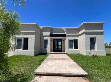 Casa · 179m² · 4 Ambientes · 2 Cocheras · Casa en Pilar del Este San Ramon