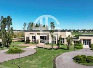 Terreno · 1000m² · Terreno en Venta en Muy Buena Ubicación!