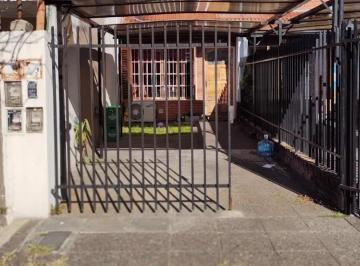 Casa · 100m² · 3 Ambientes · 1 Cochera · Duplex Venta Castelar