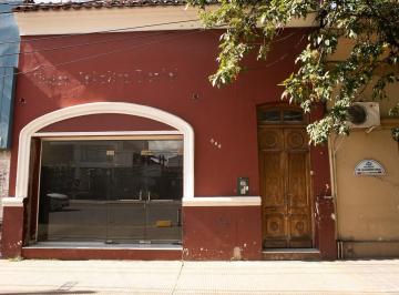 Casa · 333m² · Casa en Venta Av Belgrano Al 800
