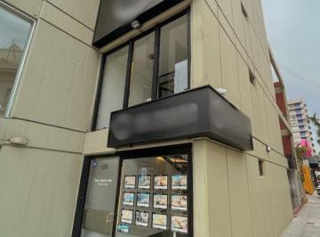 Local comercial · 43m² · 2 Ambientes · Local Oficina con Patio y Deposito en 2 Plantas Mar del Plata Zona Centro