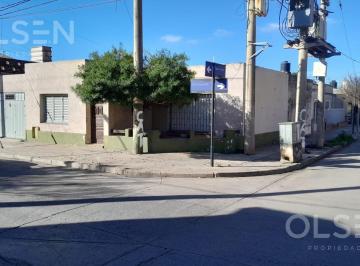 Casa · 115m² · 7 Ambientes · 1 Cochera · Venta Casa Yofre Norte 3 Dorm.