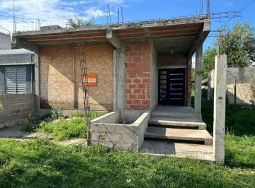 Casa de 3 ambientes, Malagueño · Oportunidad. Casa a Terminar, 300 m de Lote.