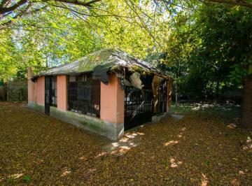 Casa · 50m² · 2 Ambientes · Casa a Refaccionar Entre Caminos City Bell