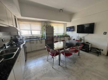 Casa · 226m² · 7 Ambientes · PH en Venta - 7 Ambientes con Terraza, Quincho y Balcón en Vélez Sarsfield.