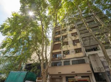 Departamento · 85m² · 4 Ambientes · ¡Excelente Departamento en Almagro con Detalles Únicos!