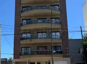 Departamento de 4 ambientes, La Plata · 37 Entre 24 y 25. Departamento 2 Dorm. en Venta, La Plata