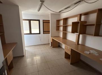 Oficina comercial · 100m² · 7 Ambientes · Oficina en Zona Centro - Ituzaingo Al 100