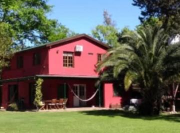 Casa · 250m² · 5 Ambientes · Casaquinta Alq Temporario Barrio La Bota