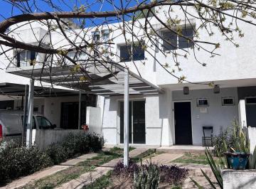 PH · 100m² · 5 Ambientes · 1 Cochera · Duplex 3 Dorm. C/ Patio y Cochera - La Catalina